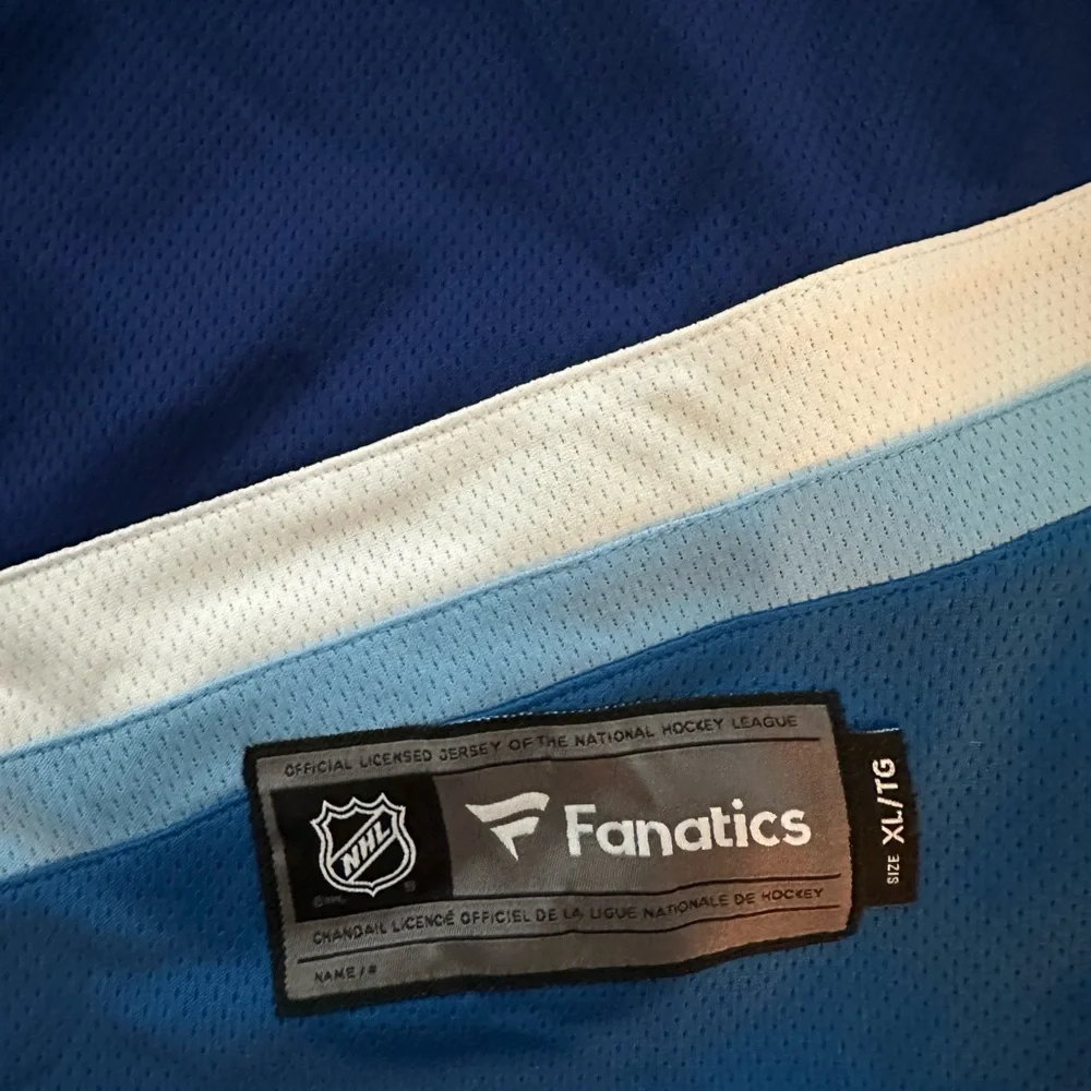 2022 NHL All Star Jersey (Blank) Never work (Without Tags) Size XL - Picture 4 of 4